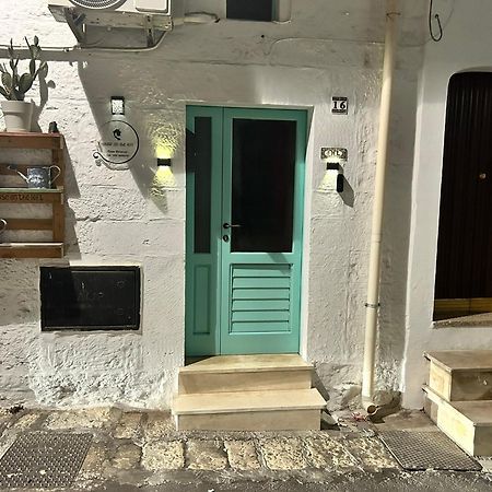 Casa Vacanze “House On The Left” Ceglie Messapica Exterior foto